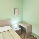 2v1 - Blloku Zy Apartmán *