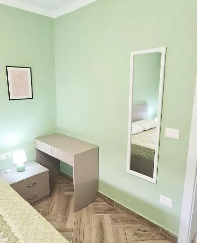 2v1 - Blloku Zy Tirana