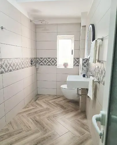 2v1 - Blloku Zy * Tirana